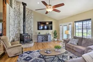 Updated Cottonwood Home with Patio and Fire Pit! - Shingletown