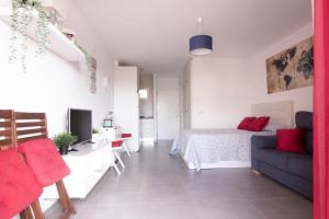 Benalmádena estudio JJupiter 250 m del mar con vistas al mar piscinas