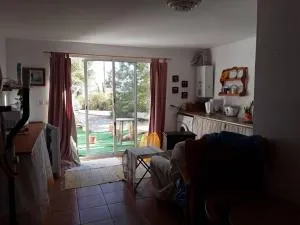 2-Bed Apartment - Sleeps 3 - Parking - near Albox - 阿尔沃斯