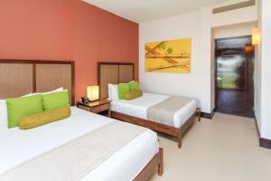 Aldea Thai by Stella Rentals