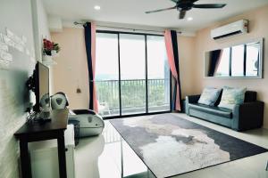 Haaniy Homestay Casa Kayangan Meru