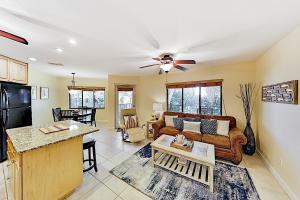 Holiday Island 44D - 3hvězdičkové hotely ve městě Tierra Verde