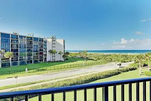 Captins' Quarters - Cedar Landing