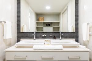 Casa Mia 3 bedroom At Mareazul apts