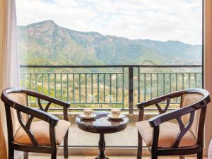 Captains Paradise Luxury Resort at Mukteshwar Hill Station