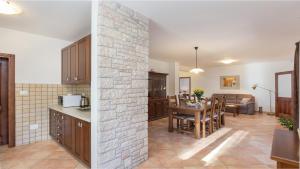 Villa Elida by Villas Holiday