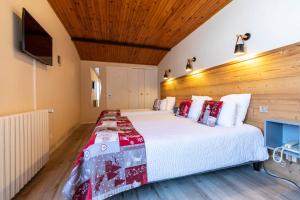 Hotels Logis Le Vernay : photos des chambres