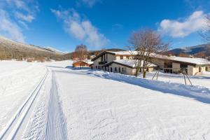 Hotels Logis Le Vernay : photos des chambres