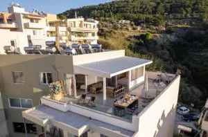 Helen Luxury Holiday House with Sea View - Somatás