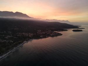 Magnificent, Authentic Private Villa and the Guest house