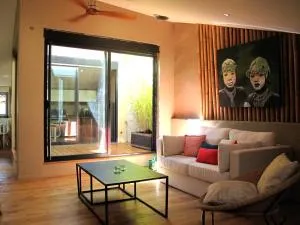 AJOUCADOU le perchoir - 卢马罕 AJOUCADOU le perchoir - 卢马罕