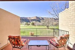 Grand Junction Golf Course Condo with Balconies - Mack