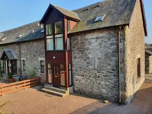 The Granary at Tinto Retreats, Biggar is a gorgeous 3 bedroom Stone cottage - 阿宾顿