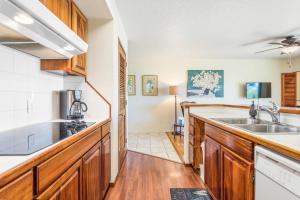 Kahaluu Bay Villas #103