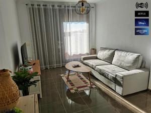 Apartamento VeraTespera - Cerca de la Playa con WiFi, Piscina y Ocio Familiar