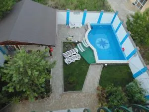 Topalovi Guest House - 索佐波尔