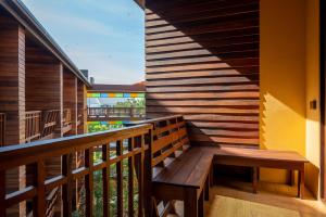 At Gate Thaphae Hotel