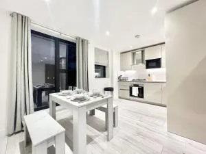 Queens Luxury Apartments Wembley Stadium - London - Harrow Wealt