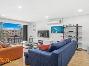 Karavostazi at The Shoal