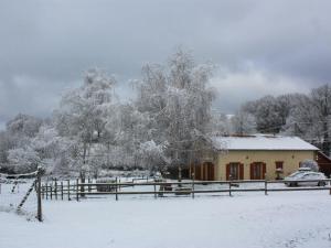 Maisons de vacances Gite La Tuiliere, 4 pieces, 6 personnes - FR-1-496-93 : photos des chambres