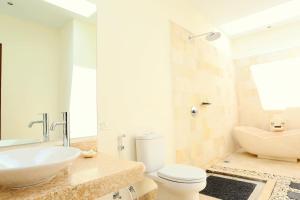 Jas Green Villas and Spa