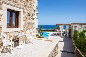 Agapi Villas I & II, Seaside Retreats with Pool & BBQ, By ThinkVilla