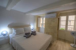 Cute and modern duplex apartment in ideal location RCAS1-1