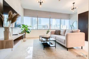 Special Rate Cozy Studio with Balcony Near Attractions by Deluxe Holiday Homes