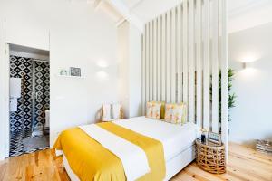 Porto Downtown Studio with Balcony