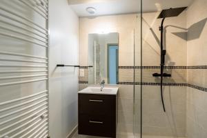 La Fée - jolie maison avec jardin - plage à 700 m