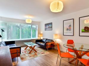 Quiet Coastal Retreat between Langland and Caswell - Pass The Keys