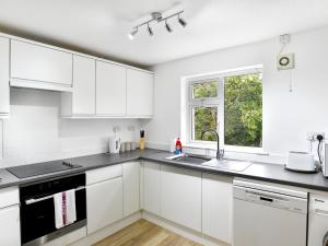 Quiet Coastal Retreat between Langland and Caswell - Pass The Keys