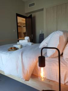 Cozy 1-bedroom apartment in Dubai South with Pool