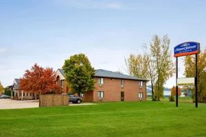 滑铁卢豪生酒店 - 韦弗利