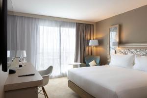 Hotels Hilton Garden Inn Le Havre Centre : Chambre Lit King-Size Deluxe - Vue sur Mer