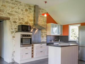 Maisons de vacances Gite Nort-sur-Erdre, 5 pieces, 9 personnes - FR-1-306-905 : photos des chambres