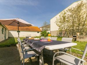 Maisons de vacances Gite Saint-Pere-en-Retz, 5 pieces, 9 personnes - FR-1-306-1041 : photos des chambres