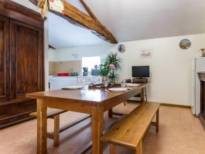 Maisons de vacances Gite Corcoue-sur-Logne, 3 pieces, 4 personnes - FR-1-306-1118 : photos des chambres