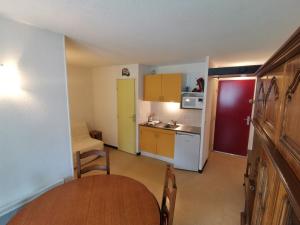 Appartements Boost Your Immo Aurans Reallon 232A : photos des chambres