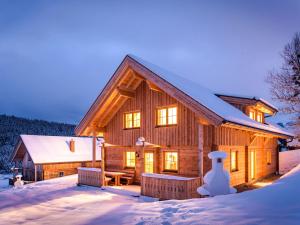 Chalet Grimmingblickhütte by Interhome