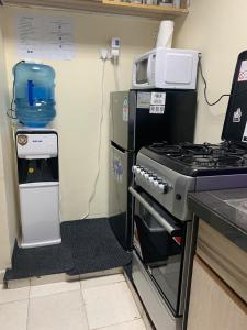 Peaceful and Lovely 1 bedroom with a city view.