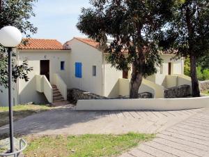 Apartment Cala di Sole-2 by Interhome