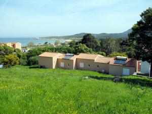 Apartment Cala di Sole-2 by Interhome