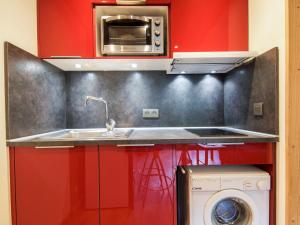 Apartment Clos du Savoy-8 by Interhome