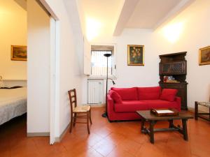 Apartment Pantheon by Interhome