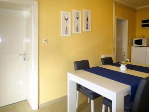 Apartment Lili-1 by Interhome