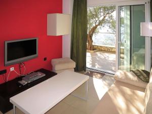 Apartment Milevoj-3 by Interhome 