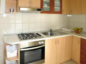 Apartment Toni-3 by Interhome