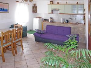 Holiday Home Vesna by Interhome