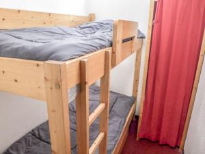 Apartment Arcelle 602 by Interhome